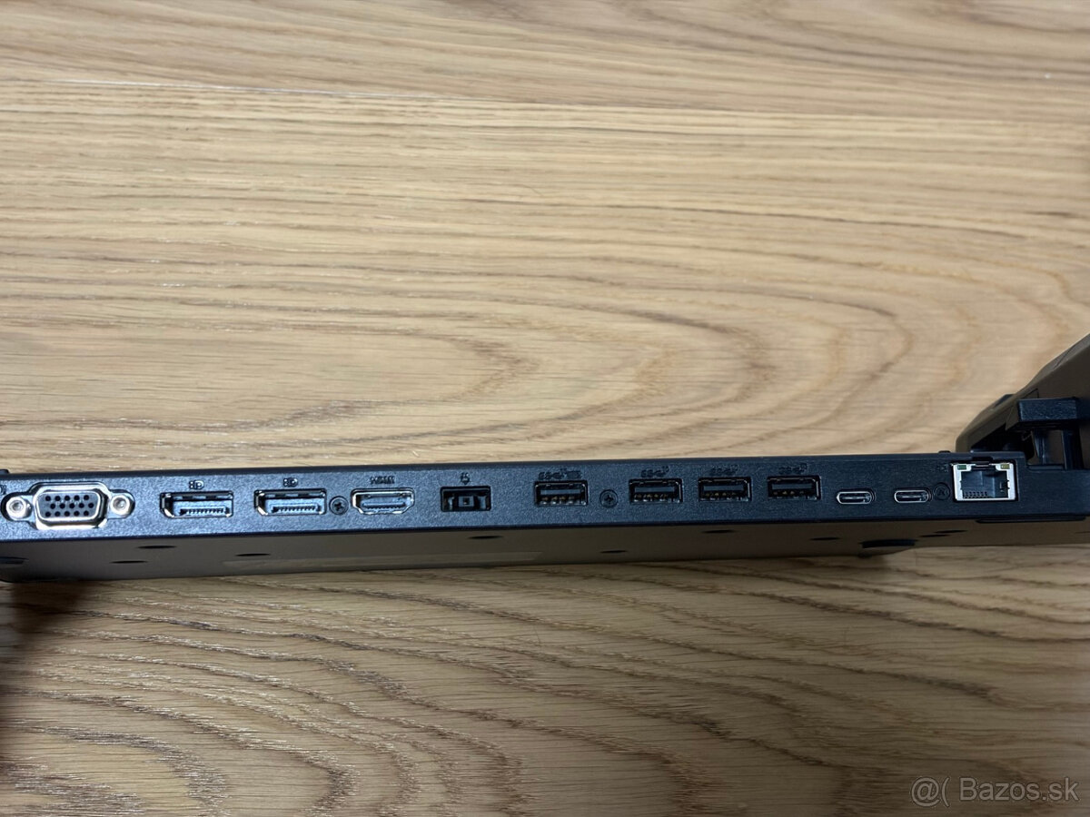 Lenovo Ultra Dock - 40AJ + 135W adapter - 2