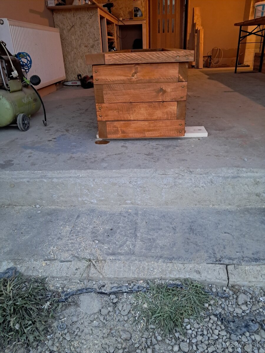 Vyvýšene záhony - 2