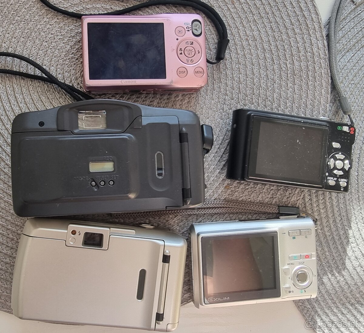 5 x fotoaparát Olympus, Canon, Panasonic, Casio - 2