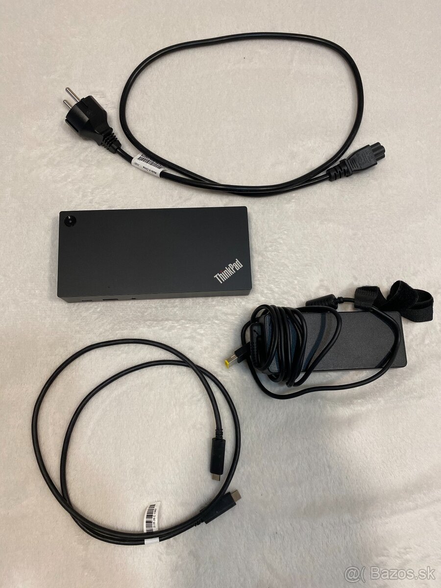 ThinkPad Lenovo Universal USB-C Dock + AC/DC Adapter 90W - 2
