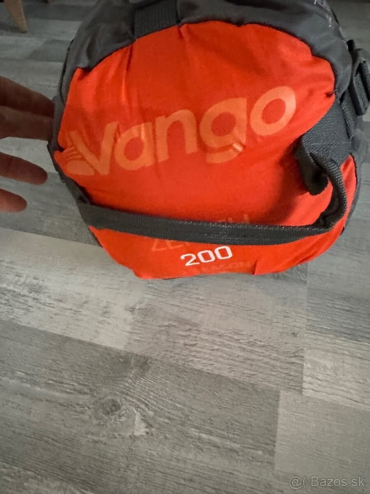 NOVÝ Vango Zenith 200 spacák NOVÝ - 2