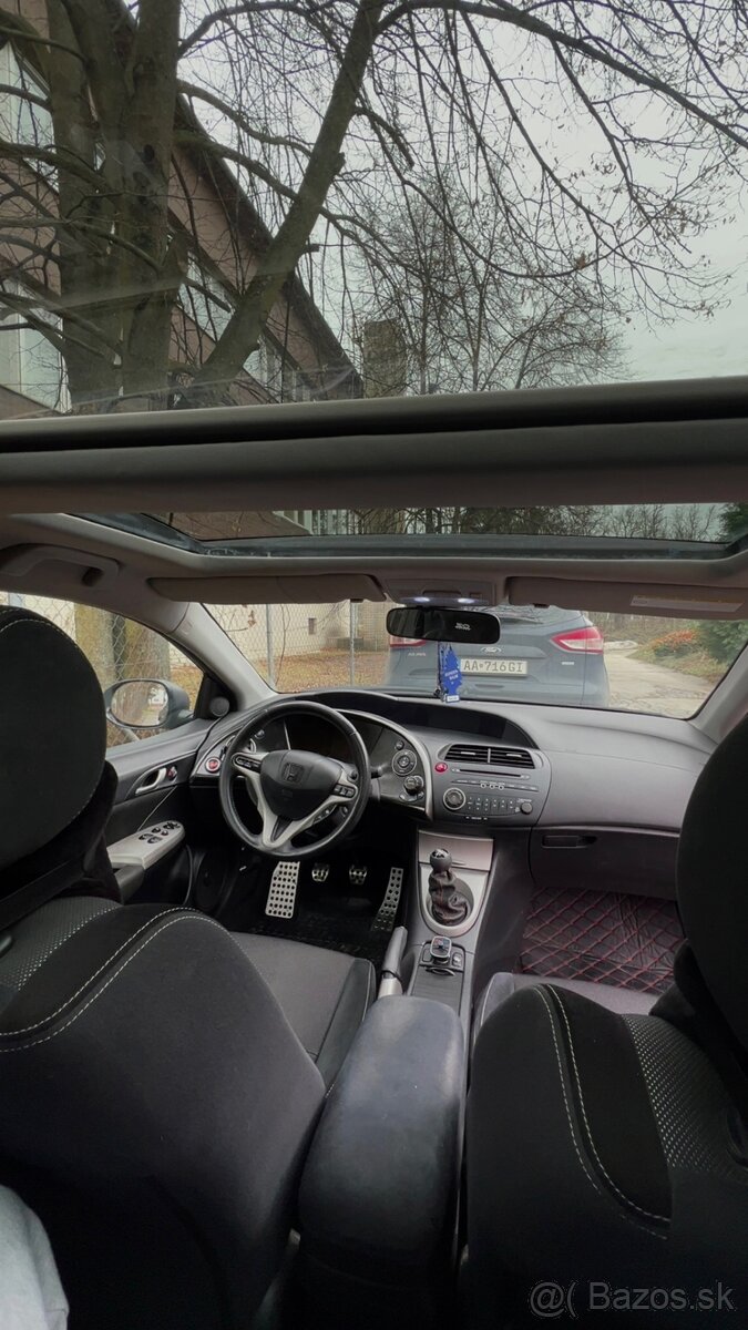 Honda Civic Type S 1.8 benzín - 2