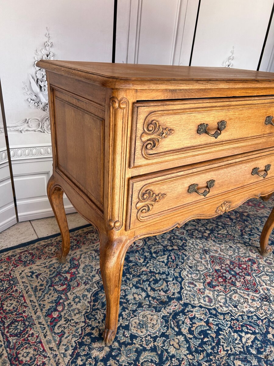 Louis komoda elegantná - 2