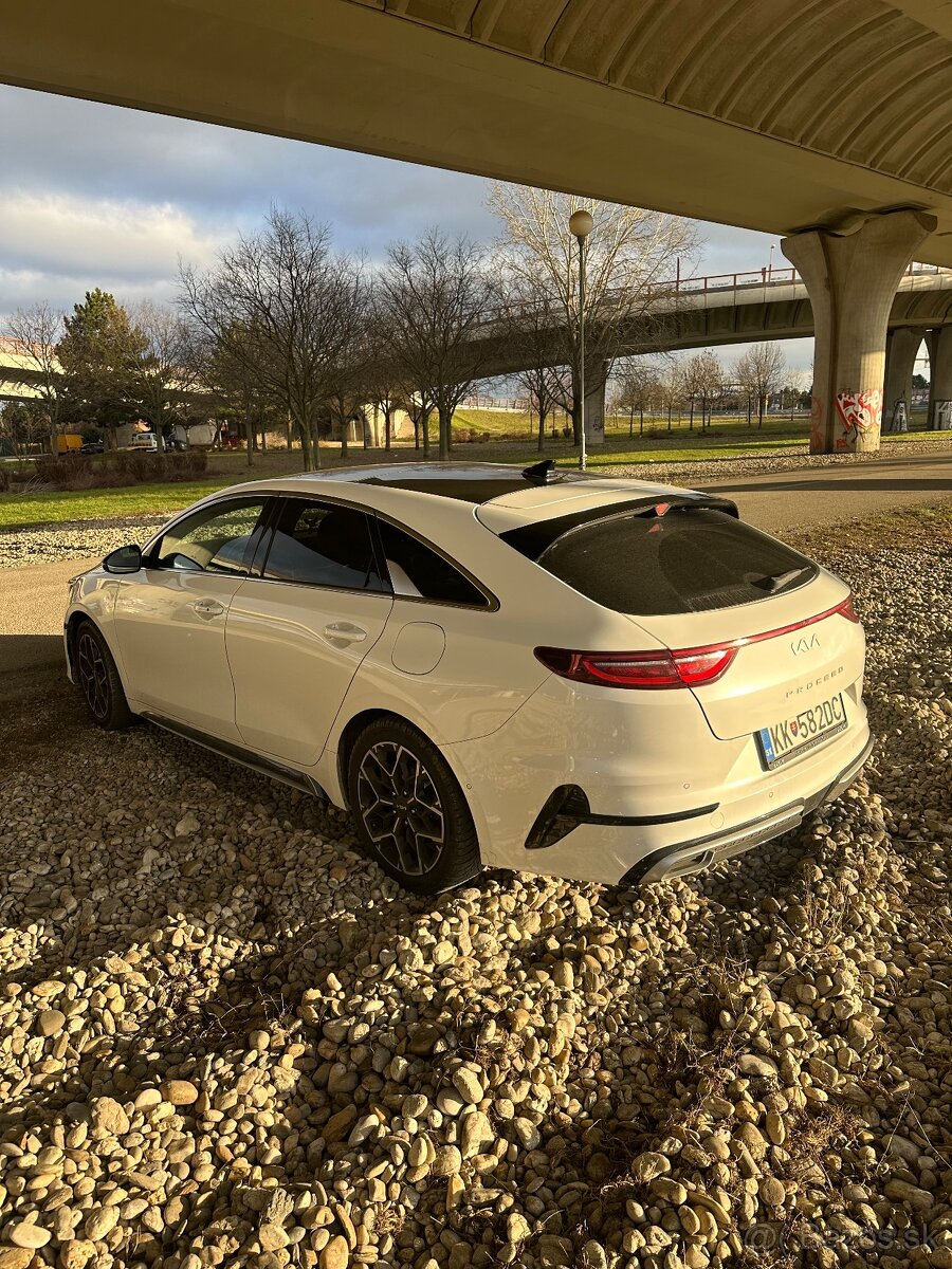 KIA Proceed 1,5 TGDI - 2