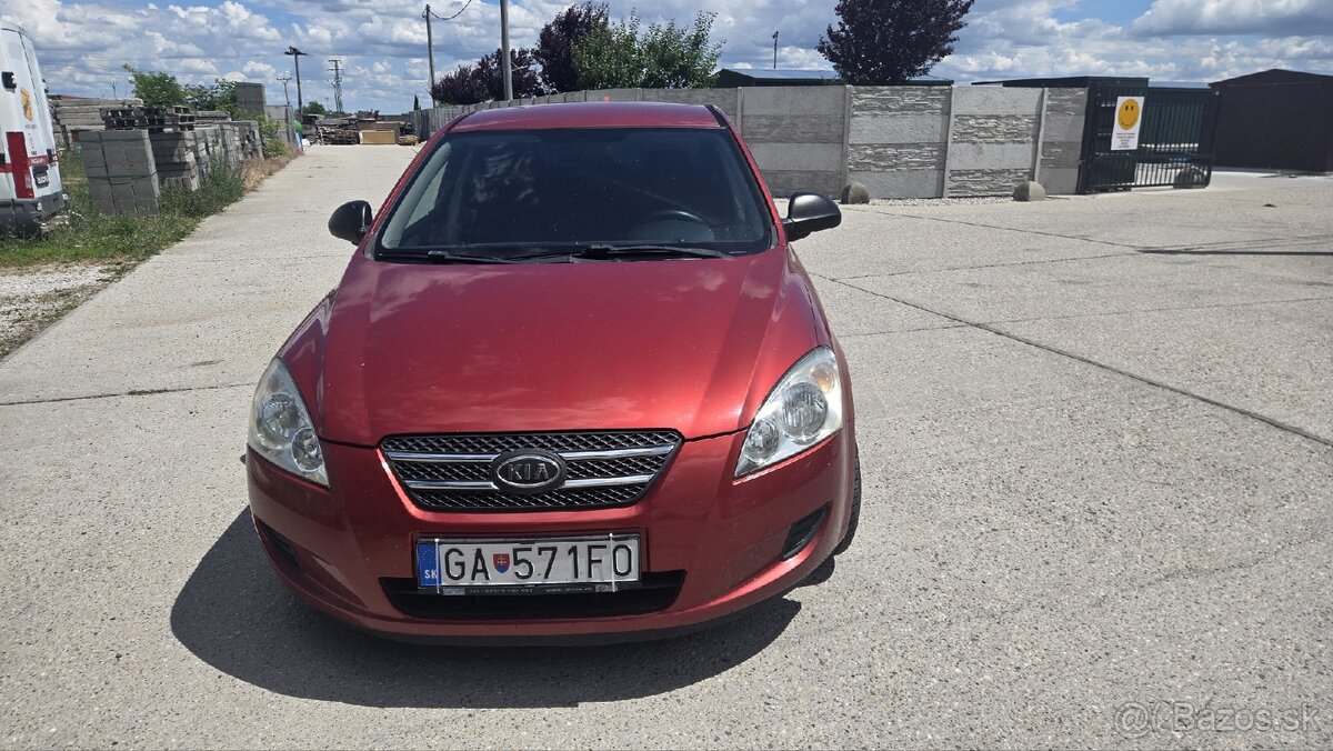 Kia ceed 1.4 benzin - 2