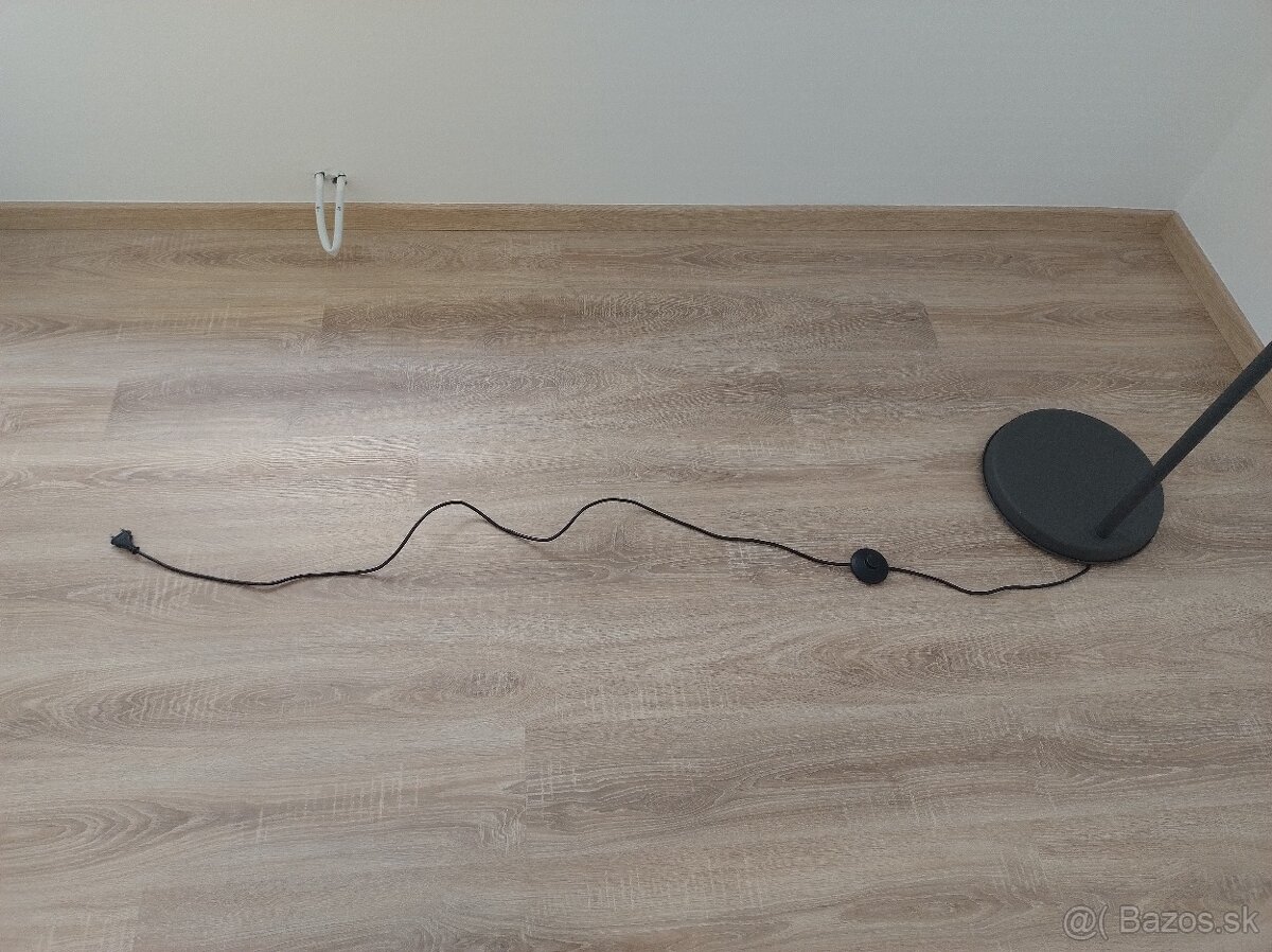 Predam stojacu lampu IKEA Hektar - 2