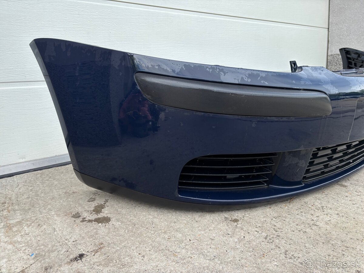 Predný nárazník VW Golf 5 - 2