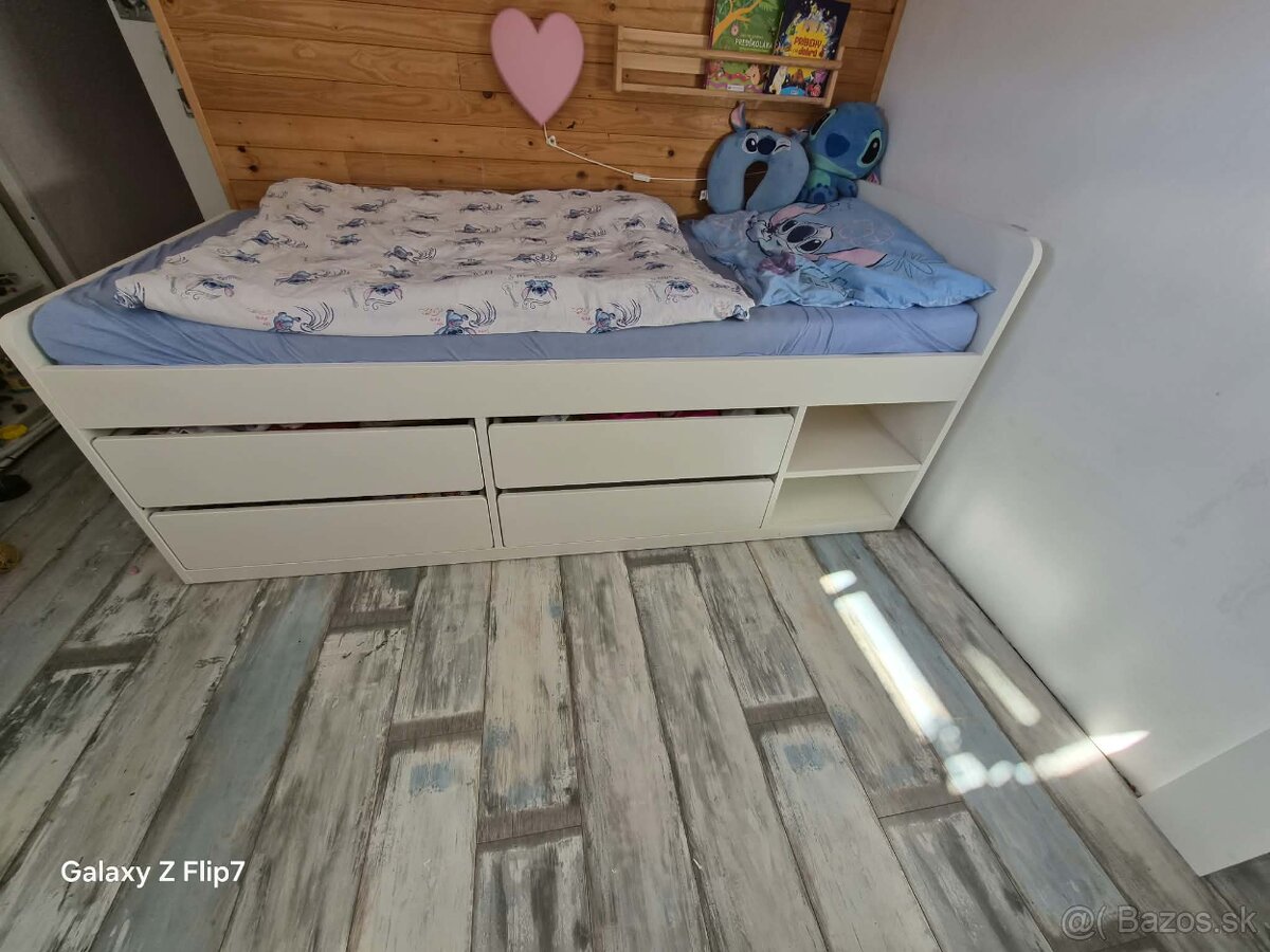 Postel ikea - 2