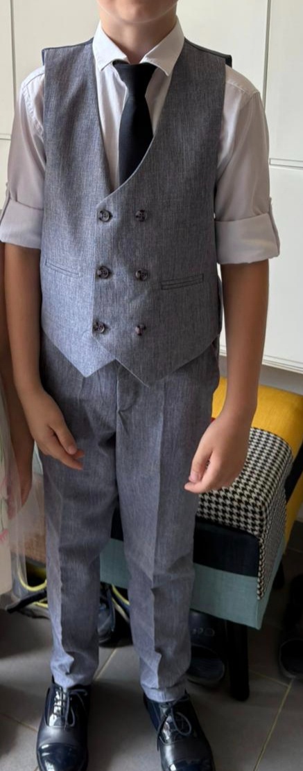 Oblek chlapec aj na 1. Sv. Prijímanie - 2