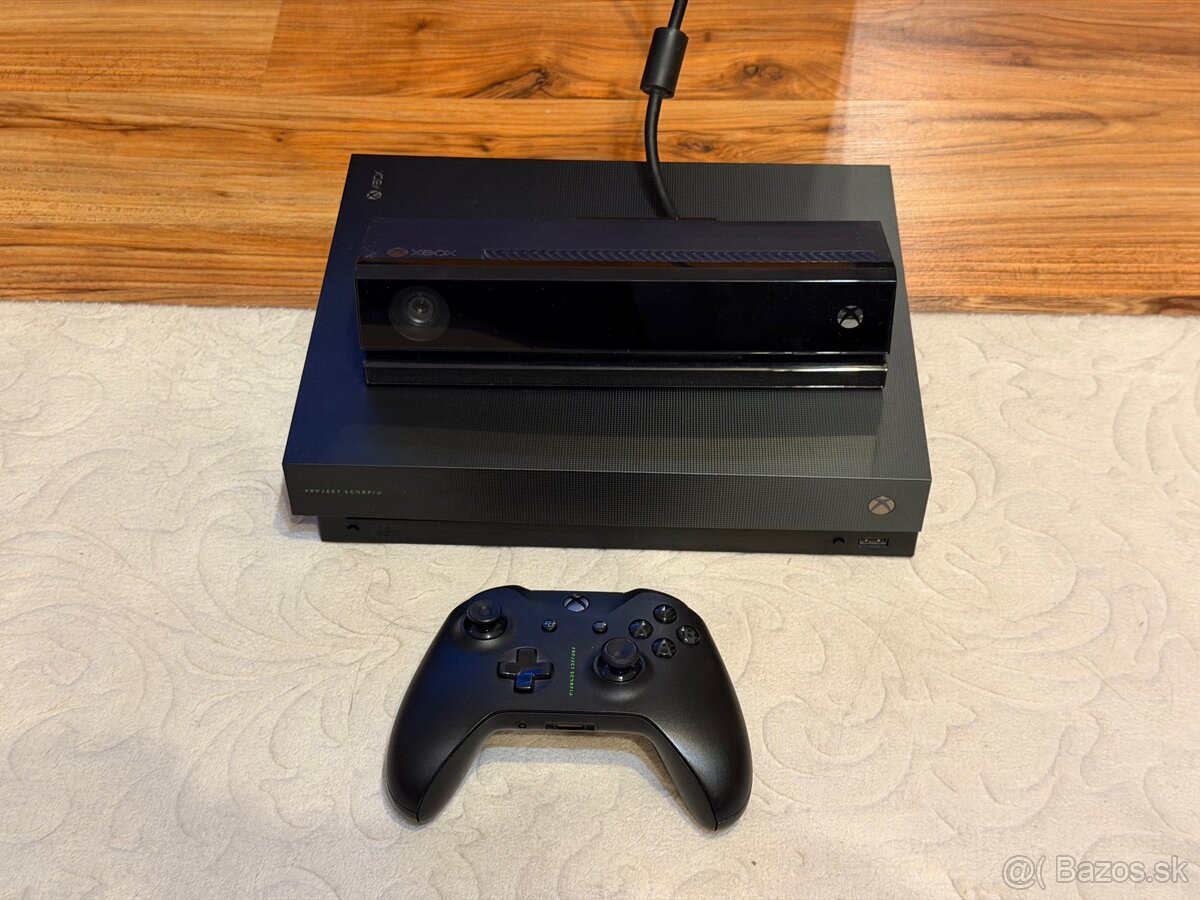 XBOX ONE X Project Scorpio + Kinect - 2