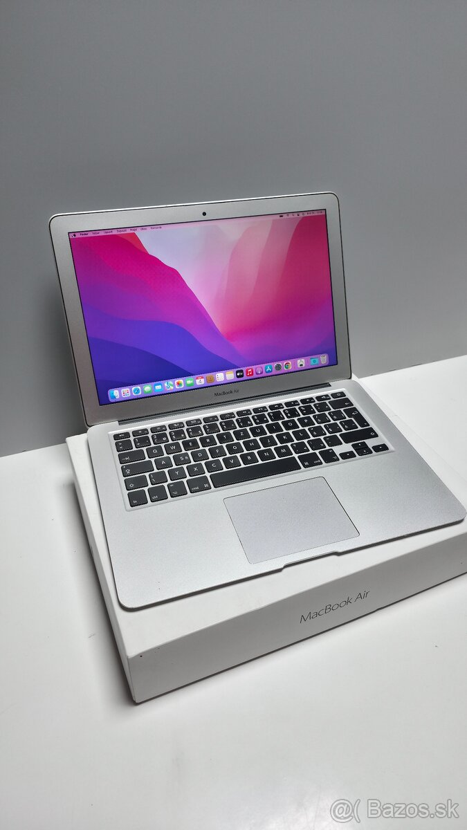 MacBook Air, i5, 8GB RAM, 128GB SSD - 2