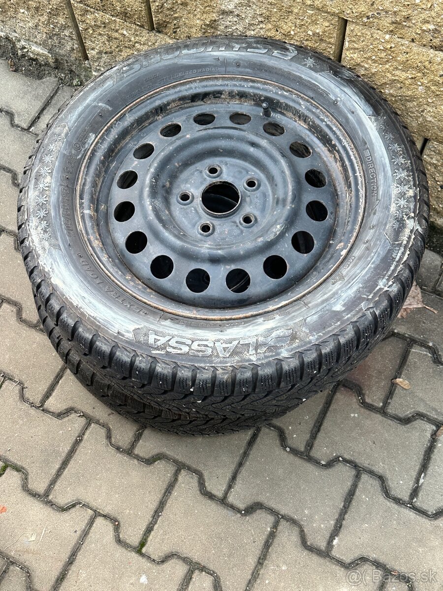 Predam zimne gumy s diskamy - 2