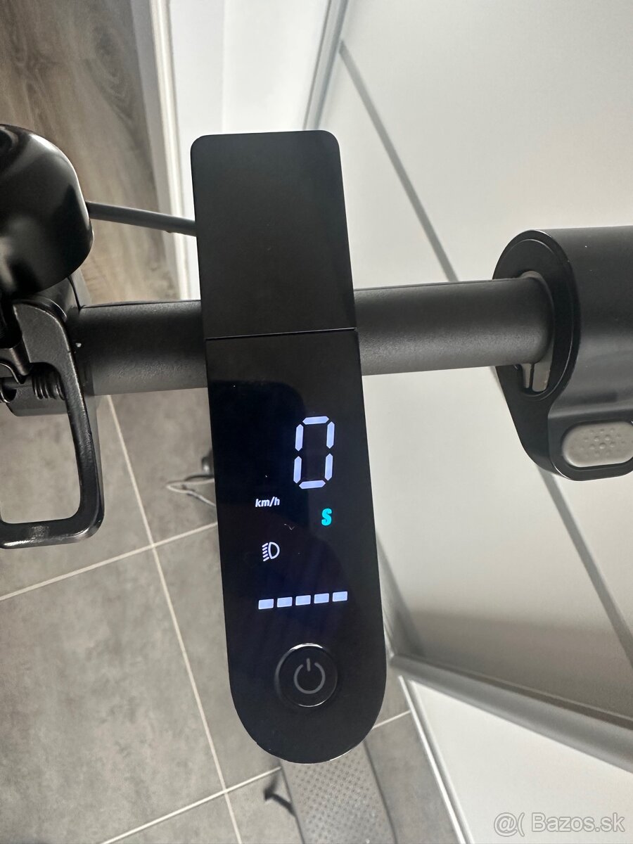 Predám Xiaomi elektrickú kolobežku - 2