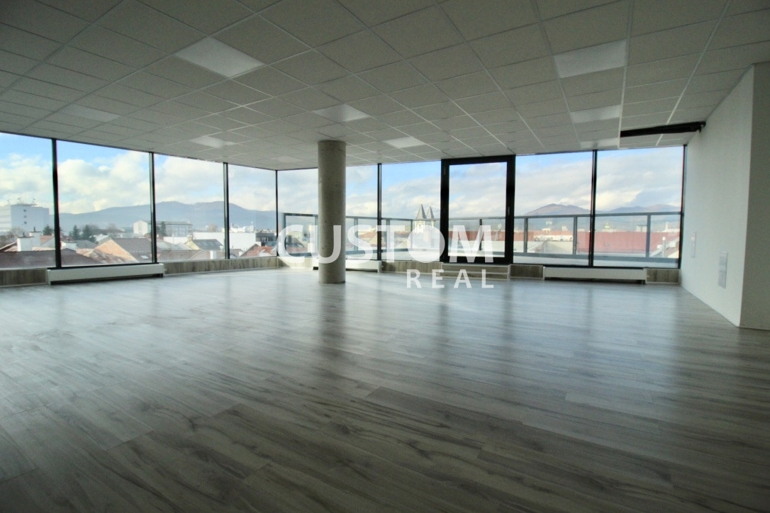 Luxusný kancelársky priestor s terasou centrum - 2