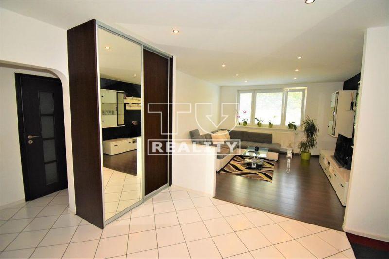 NA PREDAJ 4-IZBOVÝ BYT - 78 m2, S BALKÓNOM,... - 2