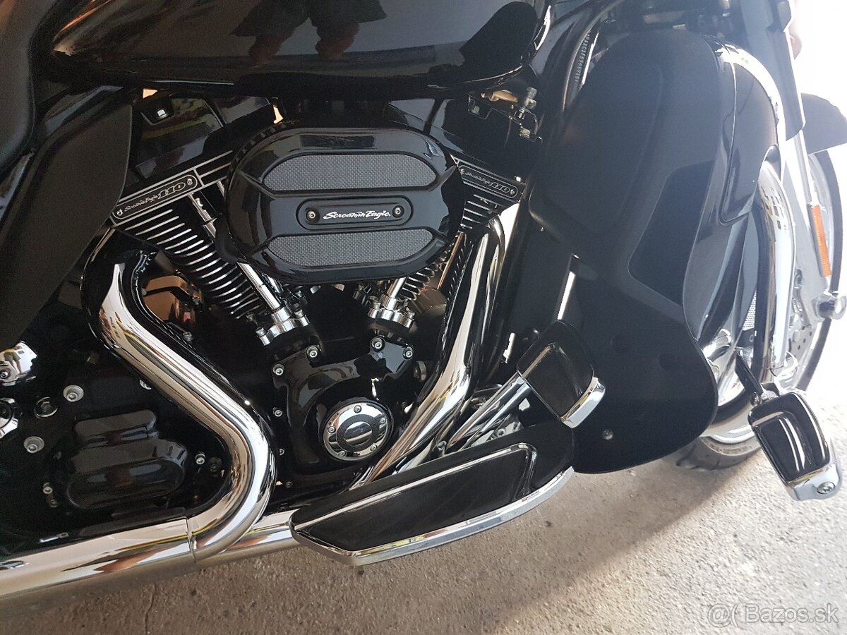 Harley Davidson street glide CVO - 2
