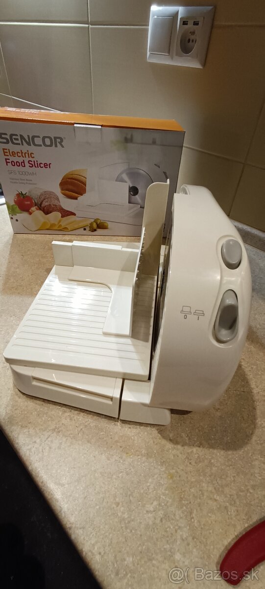 Elektrický krajač na chlieb - 2