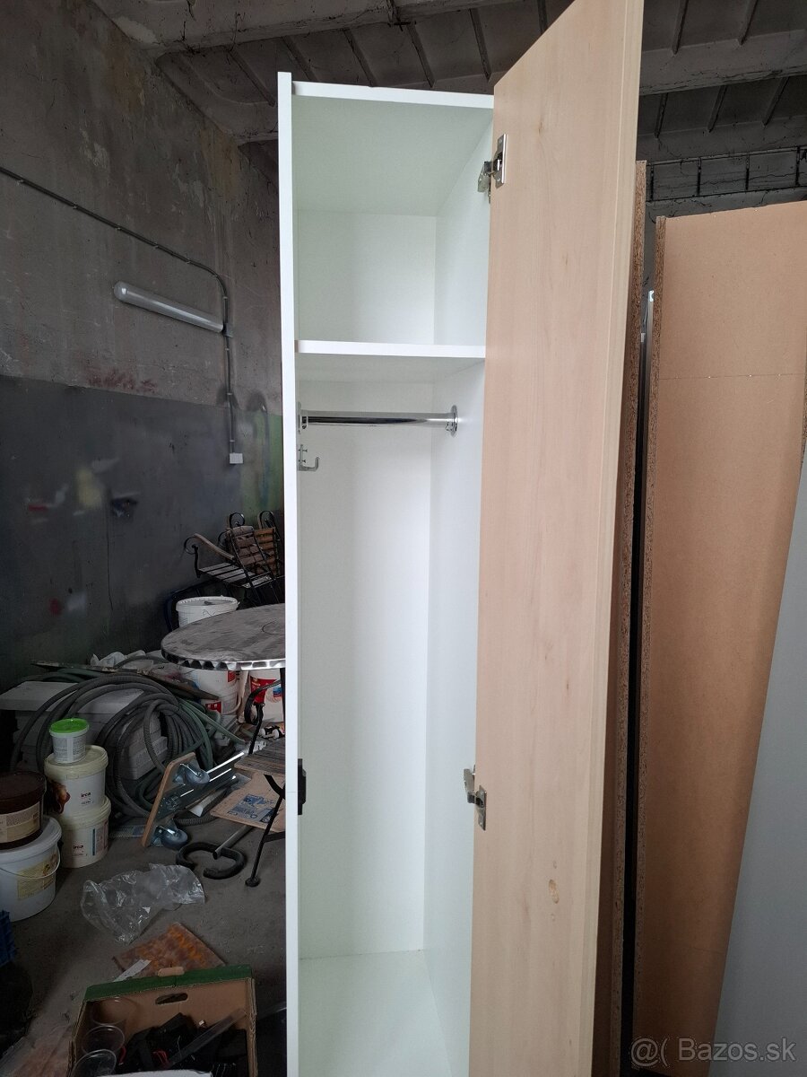 Šatníkové skrinky - 2