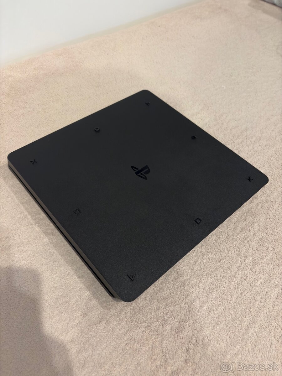 PS4 Slim 1TB - 2