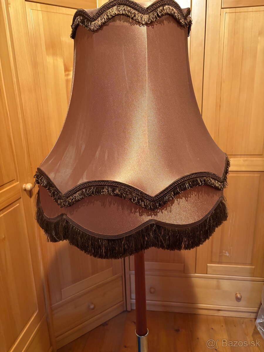 Predám rustikálnu lampu. - 2
