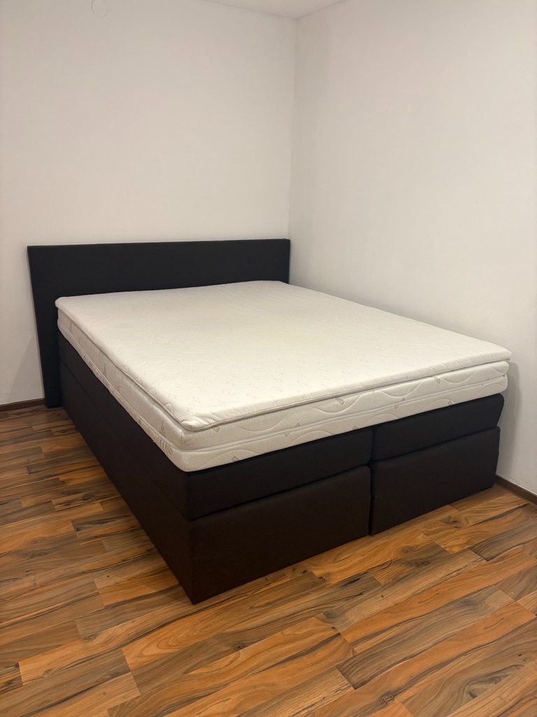 Bed - 2