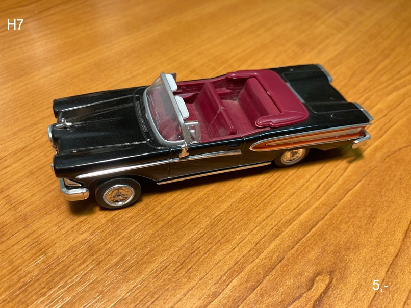 predam modely americkych aut. - 2