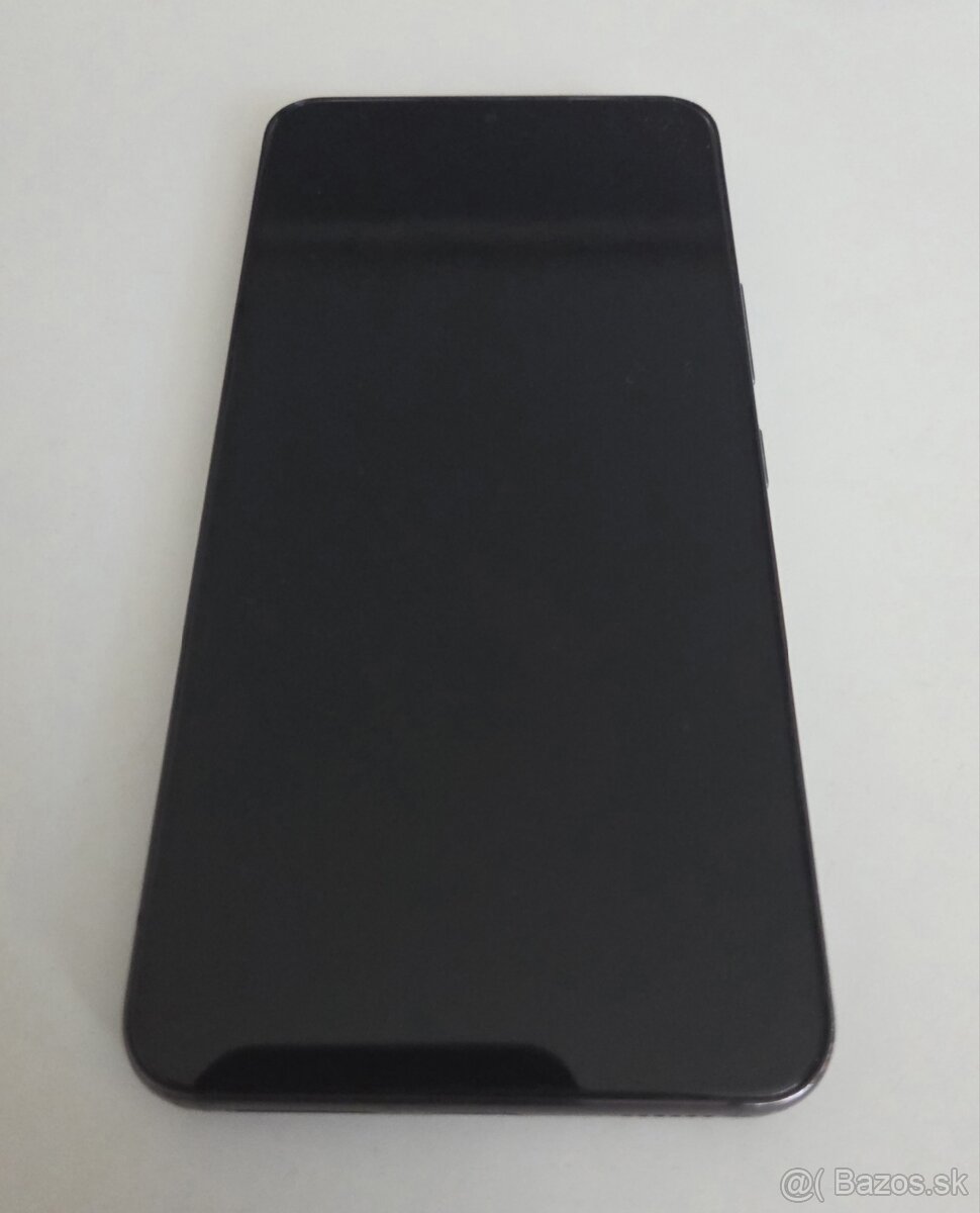 Samsung Galaxy S22 - 2