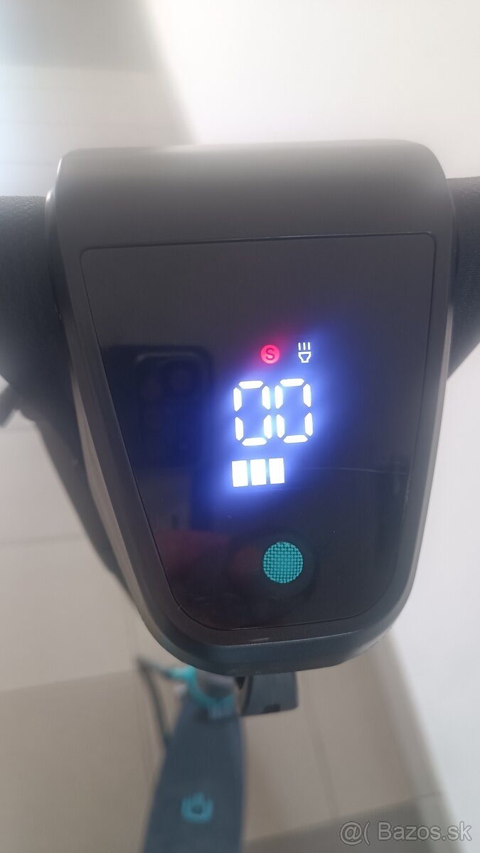 Elektricka kolobezka URBIS 5.1 - 2
