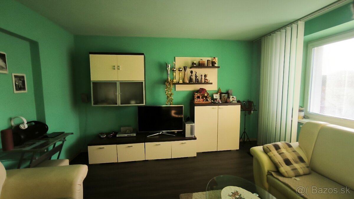 2,5 IZBOVÝ BYT KALINOVO - 2