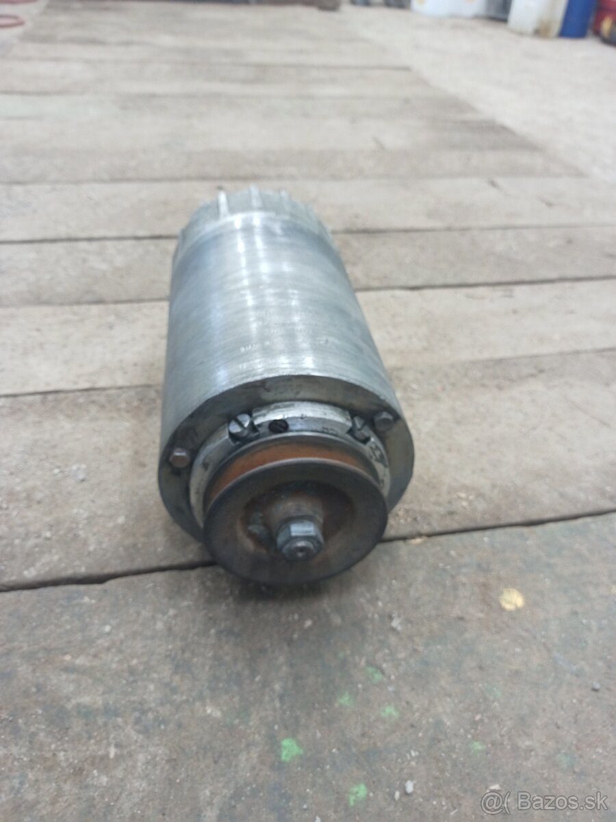 Dynamo 24V 30 A Tatra - 2