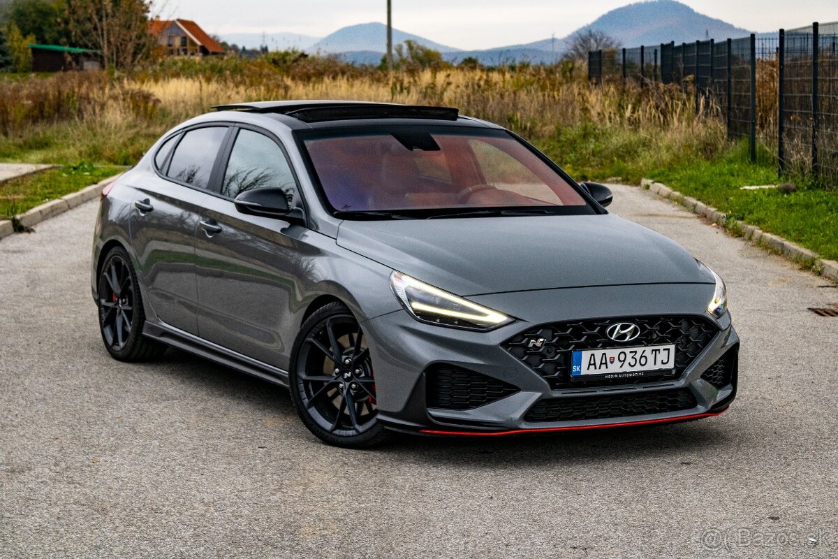 Hyundai i30N Fastback Performance 2,0 T-GDi 8AT (v záruke) - 2