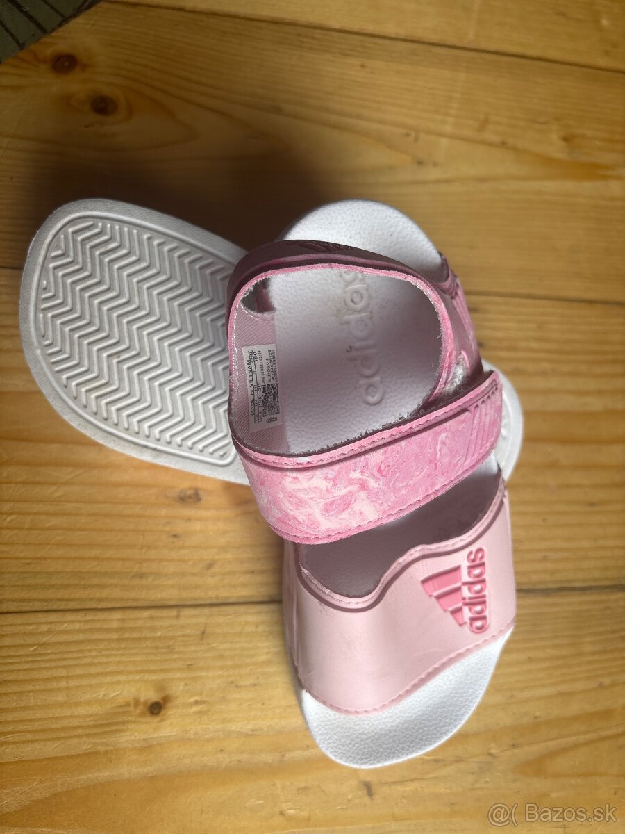 Sandalky Adidas velk 30 - 2