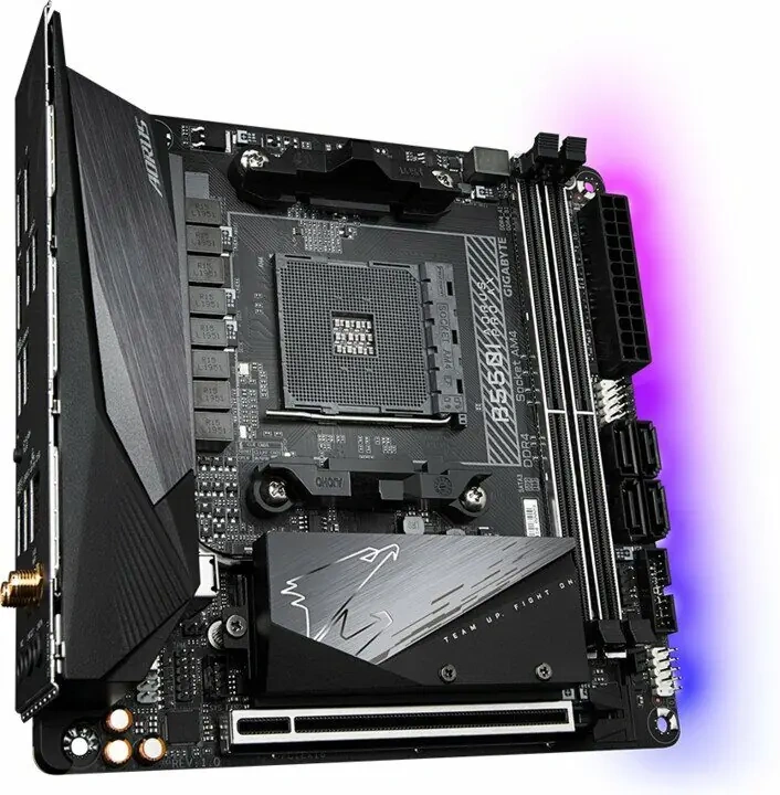 GIGABYTE B550I AORUS PRO AX - 2