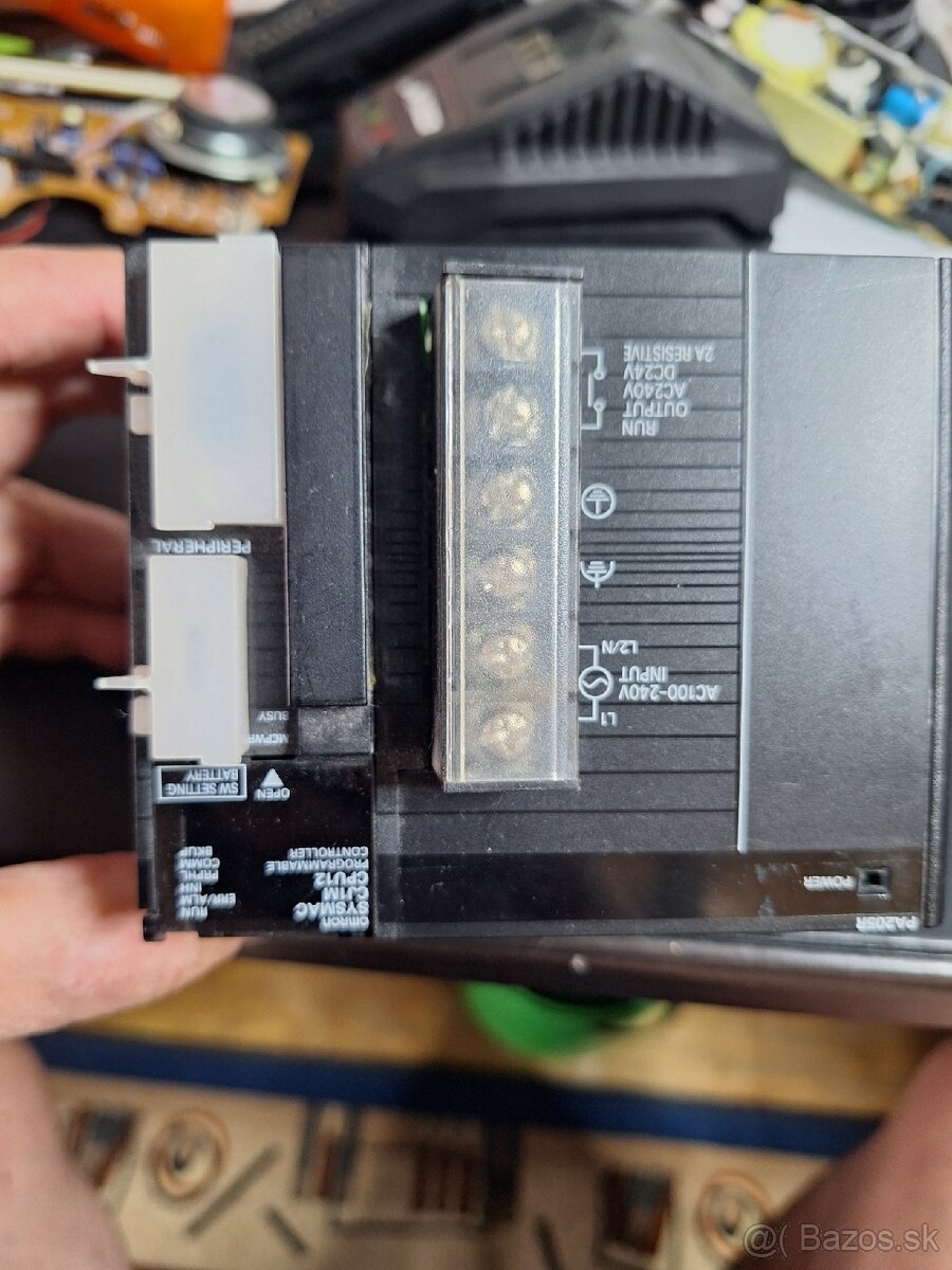 OMRON CJ1W-PA205R - 2