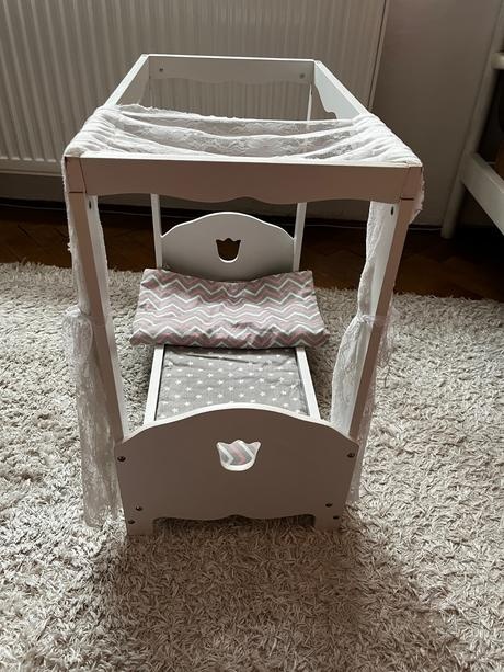 Predam drevenú postieľku s baldachýnom pre babiky - 2