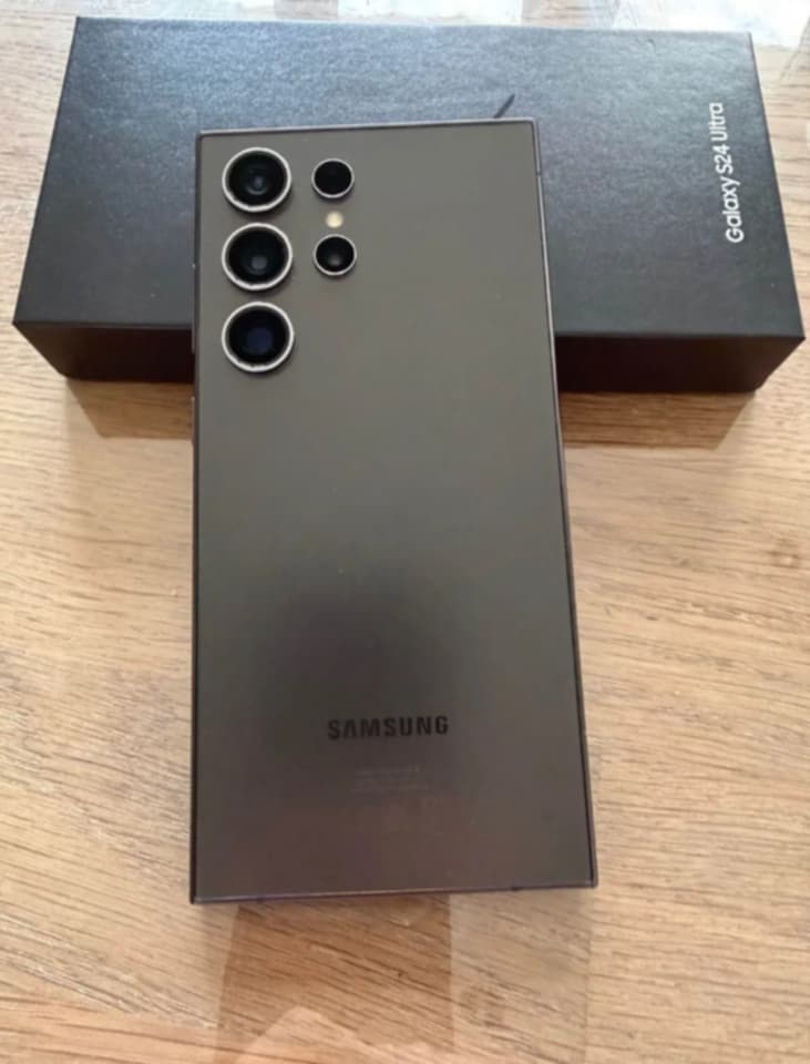 Samsung Galaxy S24 Ultra - 2