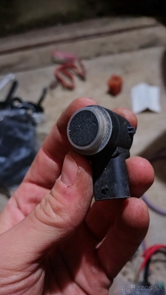 Parkovací senzor - 2