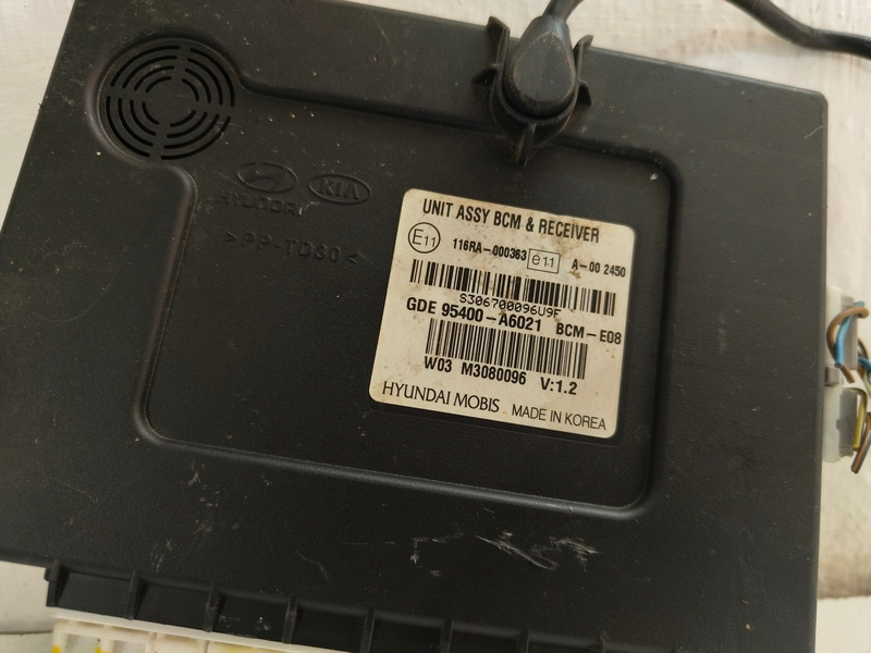 Riadiaca jednotka BCM Hyundai 95400-A6021 BCM-E08 50€ - 2