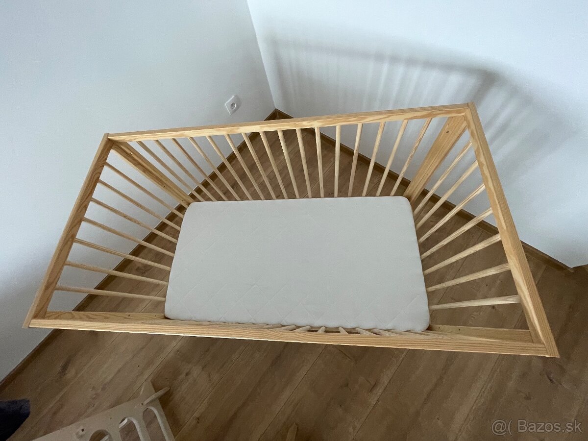 KLUPS Postieľka drevená s vyberateľnými priečkami Frank Natu - 2