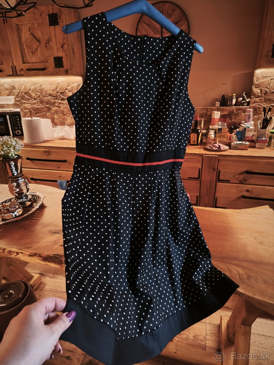 Dámske šaty 👗 - 2