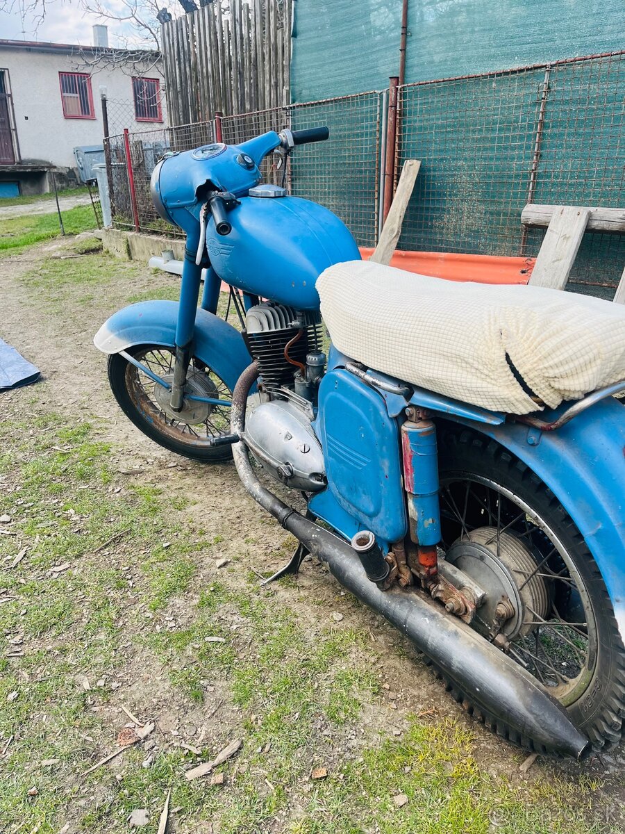 Jawa 250 559 panelka - 2