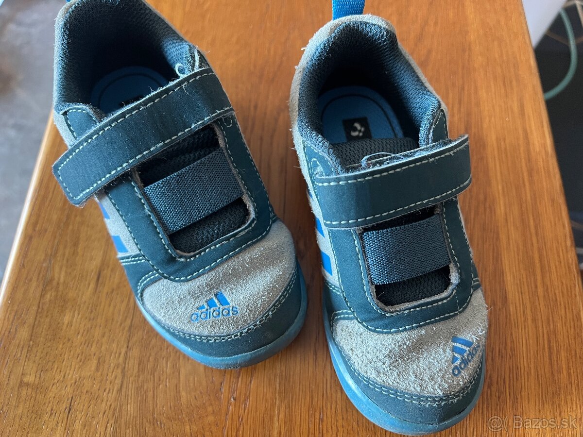 25 kožené adidas - 2