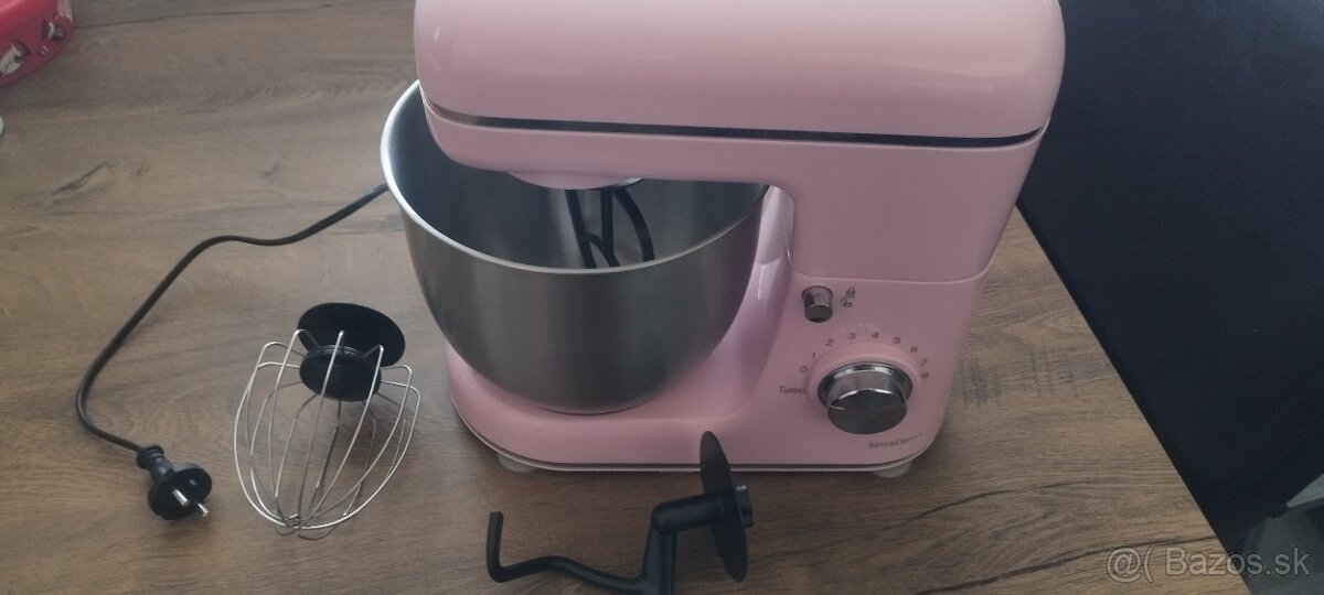 Kuchynský robot - 2