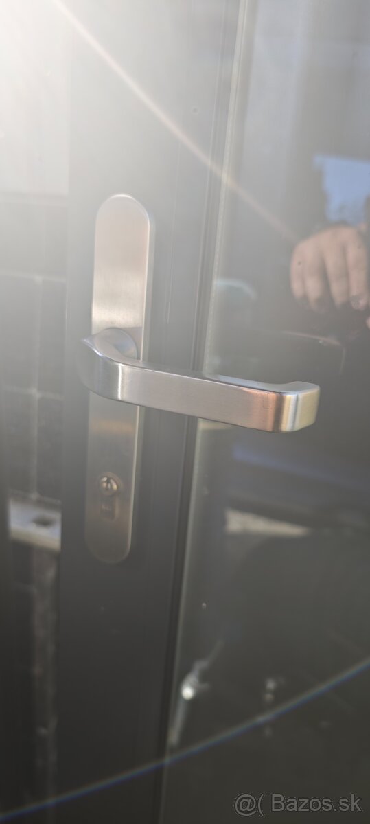 Hliníkové vchodové dvere, RAL 7016 - Antracit - 2