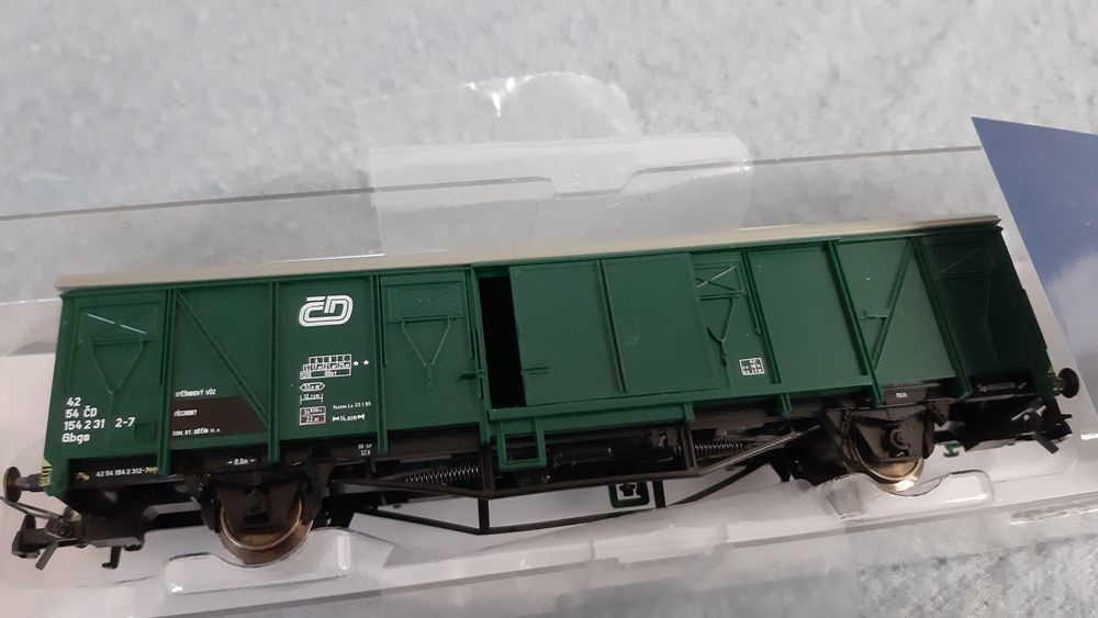 Vláčiky - vozeň ROCO H0 Gbgs ČD - 2