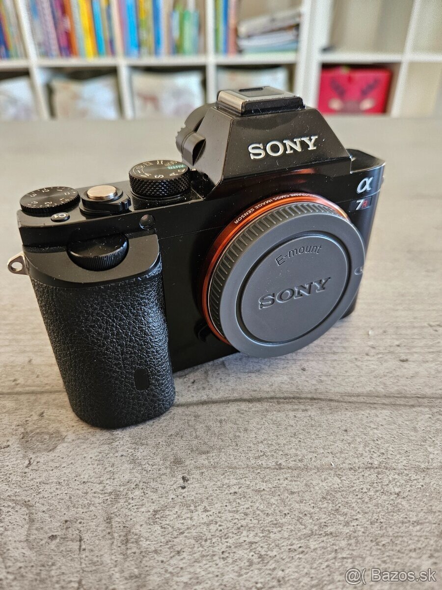 SONY A7R FULL FRAME - 2