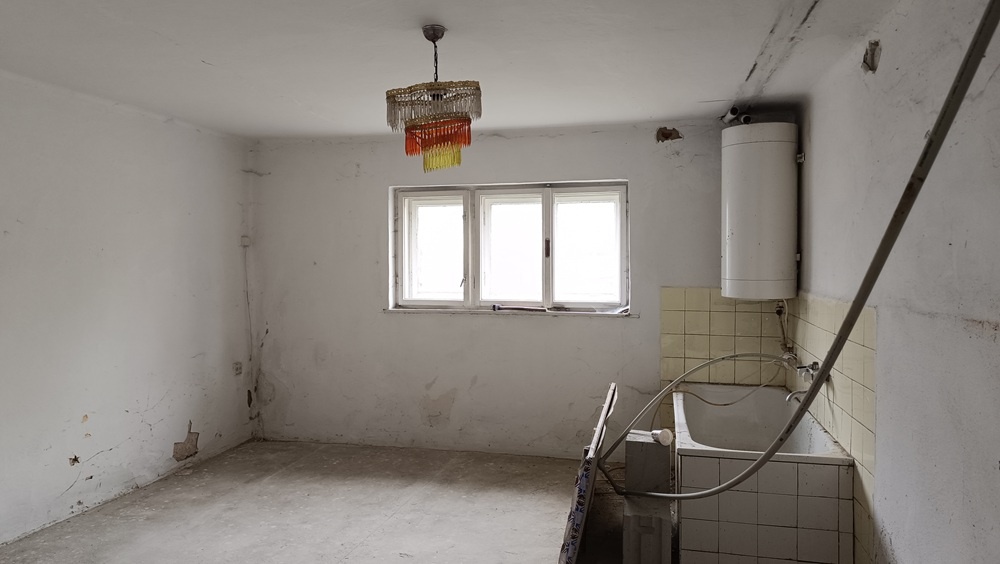 Starší RD s projektom na 3 nové byty - 2