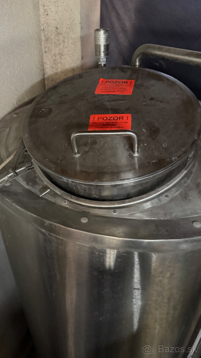nerezový tank nadoba na pivo 600 l - 2