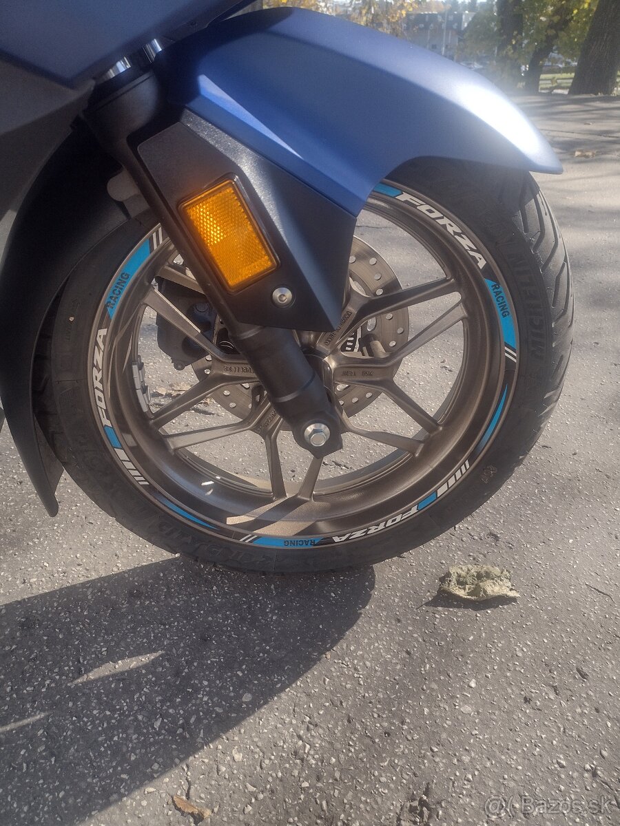 Honda forza 350 - 2