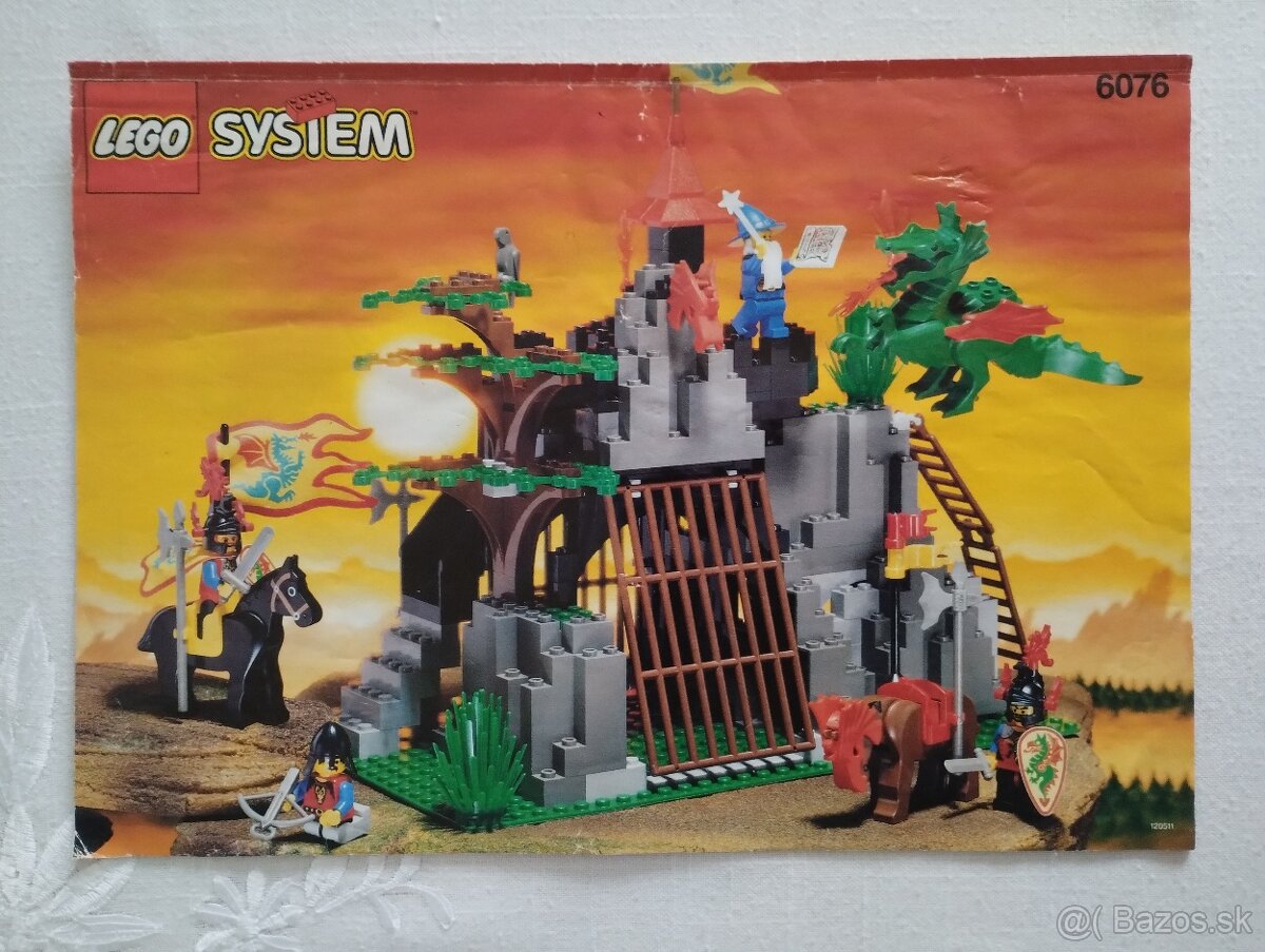 LEGO Castle 6076 Dark Dragon's Den - 2